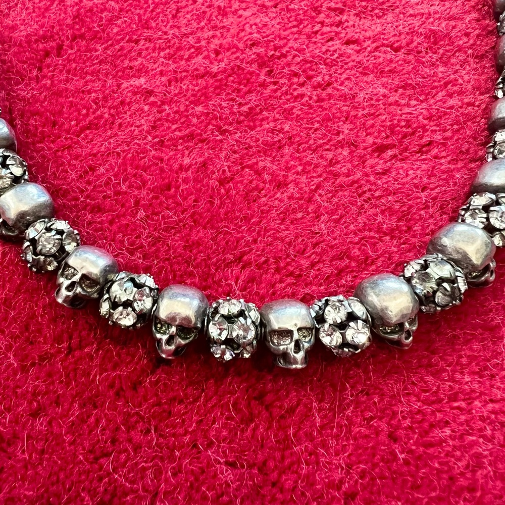 Tom Binns skull and rhinestone beaded necklace RARE! - Picture 2 of 2